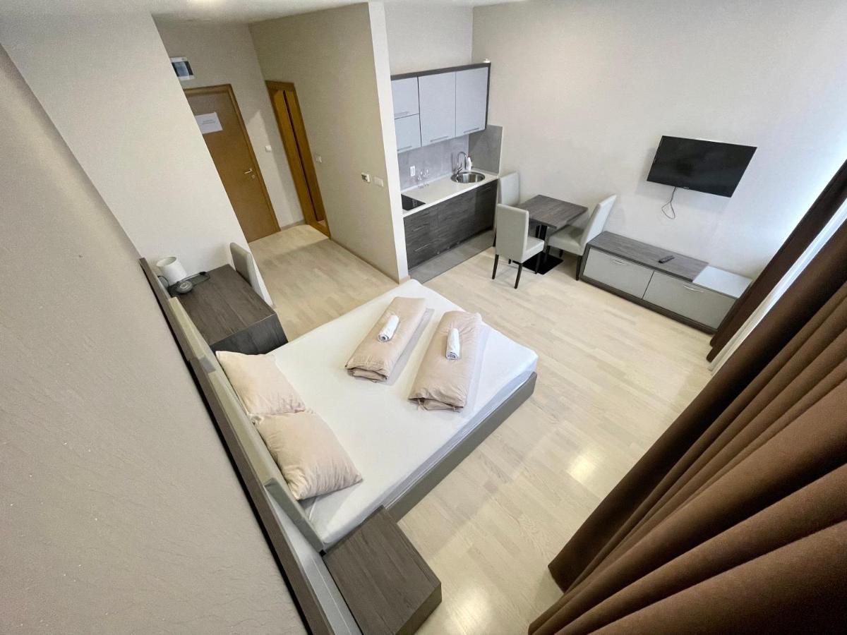 La Casa Apartments Banja Luka Exteriör bild